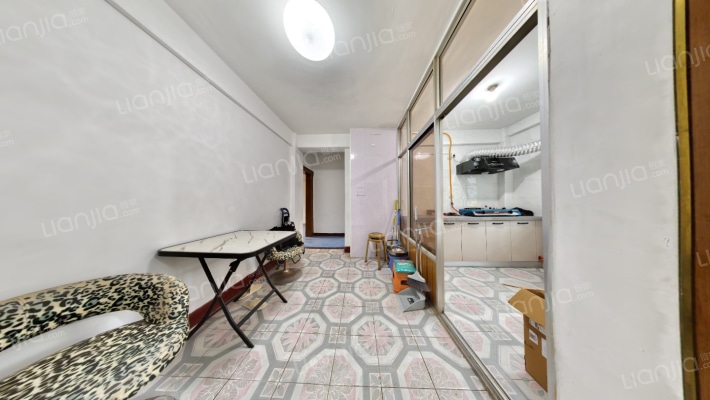 建大二期二手房实景图