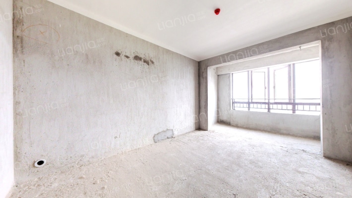 连山鼎府二手房实景图