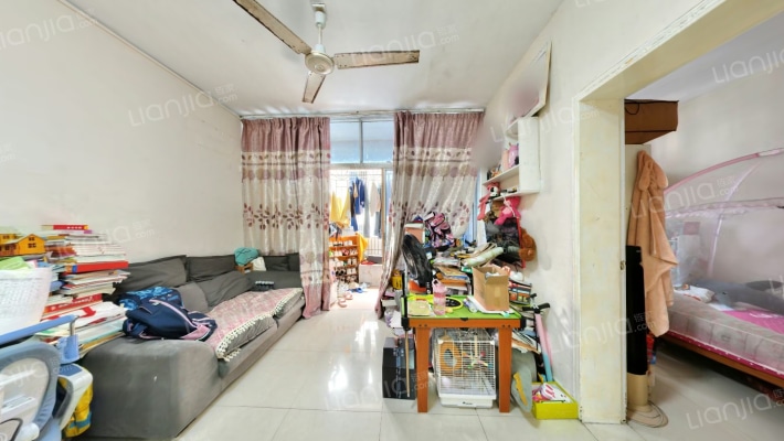 天景山庄西区二手房实景图