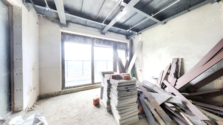 海玥花园B区二手房实景图