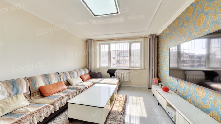 常泰里福乐园二手房实景图