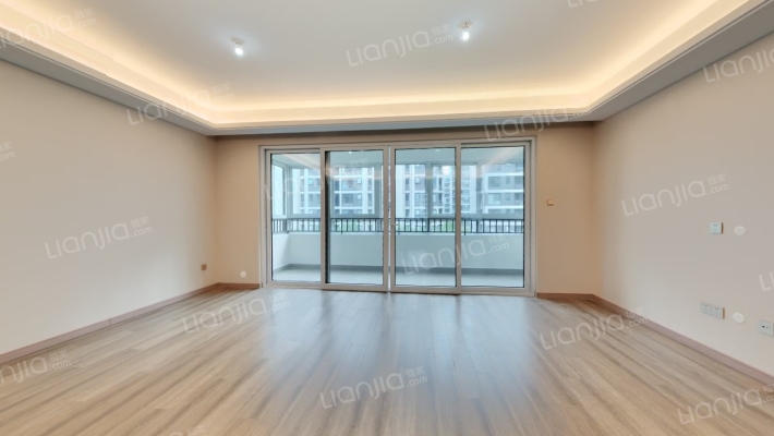 溪里雅苑二手房实景图