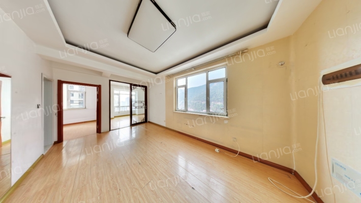 龙王塘一号二手房实景图