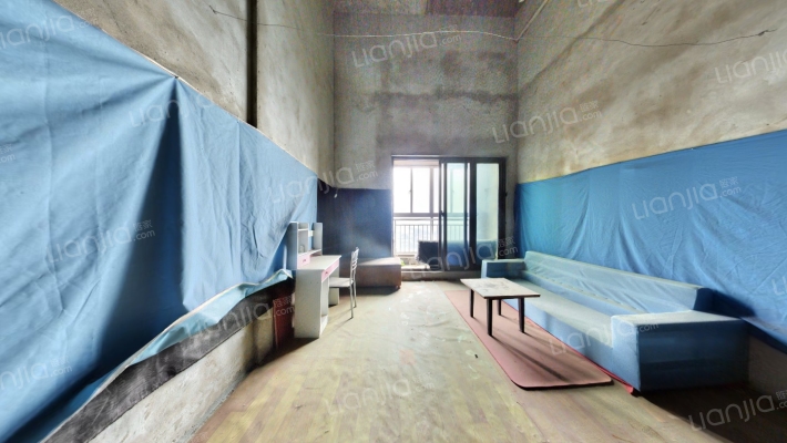 德尔金色摩纺二手房实景图