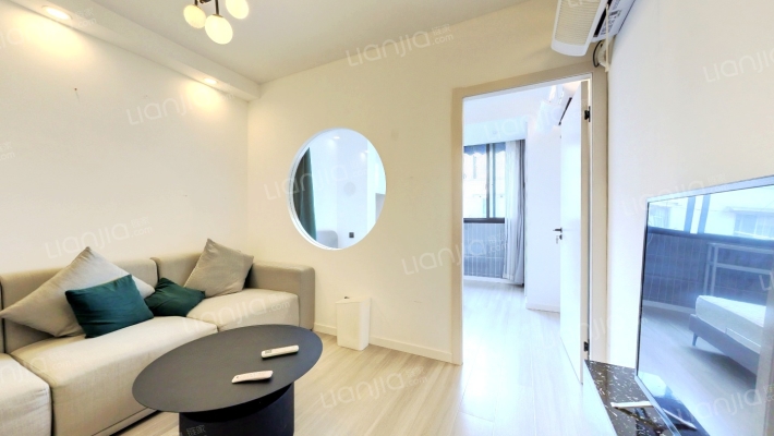 愚园路1032弄131支弄二手房实景图