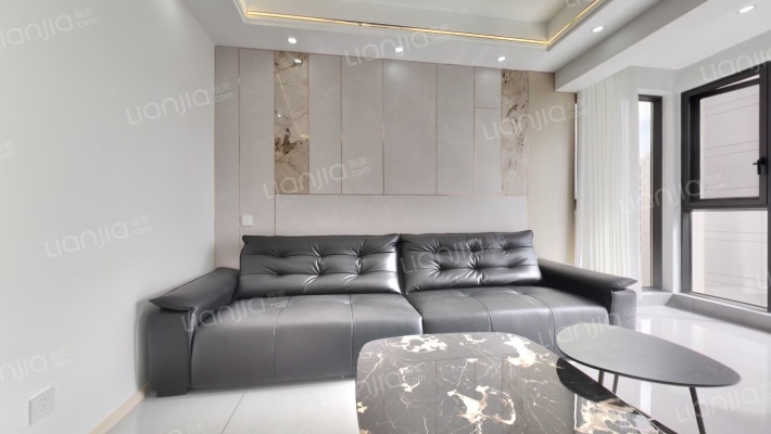 东湖山水二手房实景图