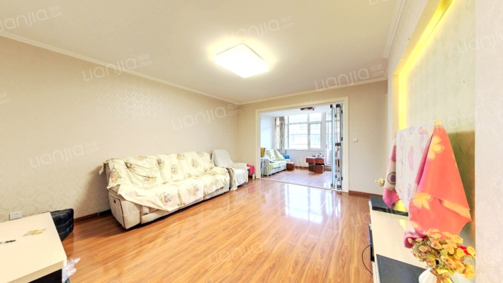 牛驼温泉孔雀城臻泉苑二手房实景图