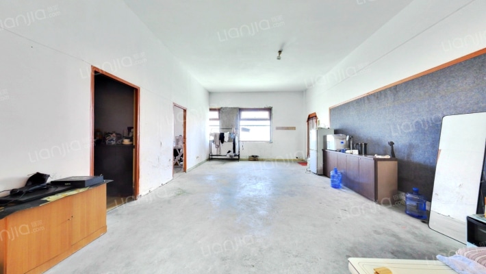 灯具市场商住楼二手房实景图