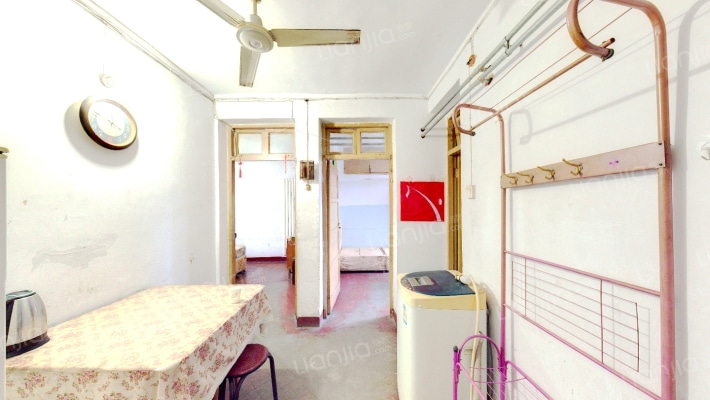 红专路42号院二手房实景图