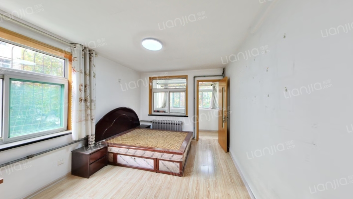 七里山南村三区二手房实景图