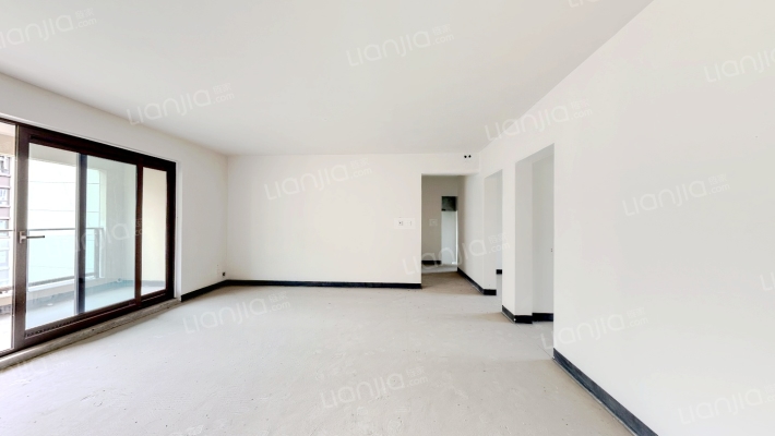 公园大道琳琅二手房实景图