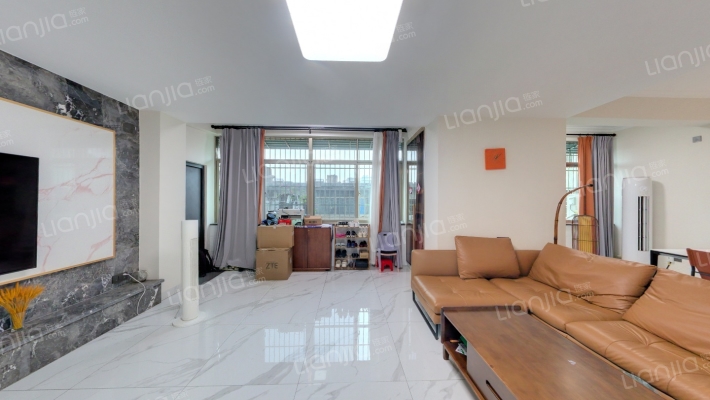 海南省燃料公司宿舍二手房实景图