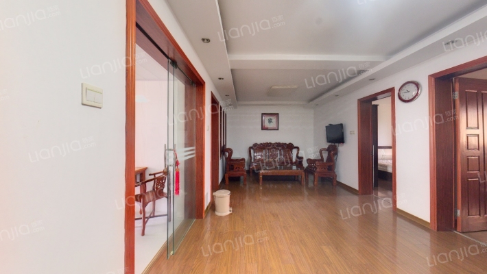 虹桥新苑二手房实景图