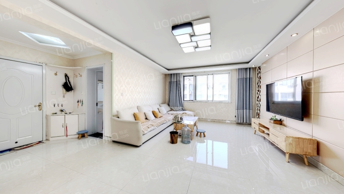 贵人蝶苑二手房实景图