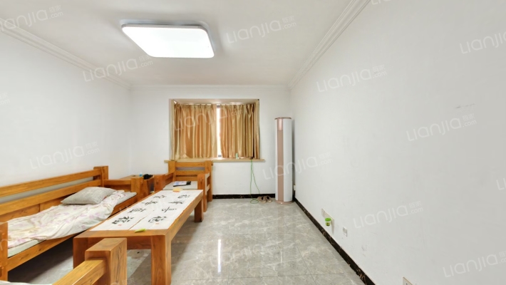 陆地方舟人才公寓二手房实景图