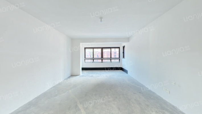 和鑫花园四村二手房实景图