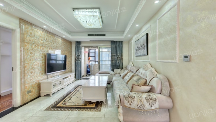 绿地中央广场D区二手房实景图