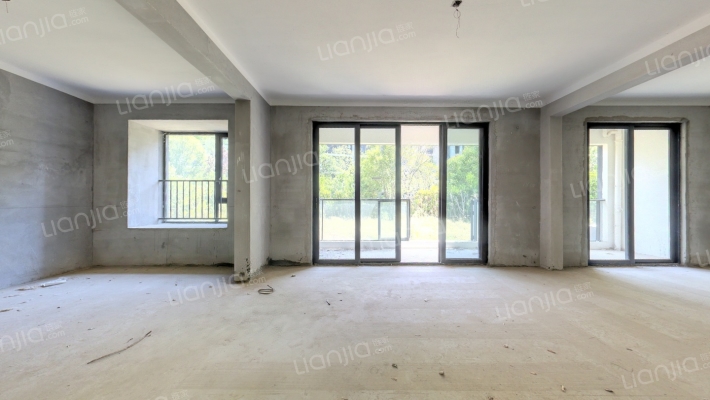 华侨城天鹅堡天麓2期二手房实景图