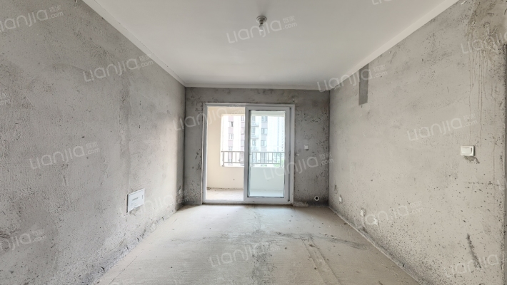 颖河雅苑二手房实景图