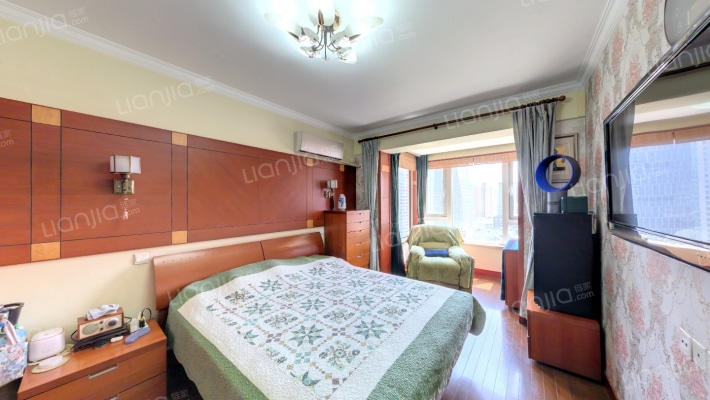 一品名人居二手房实景图