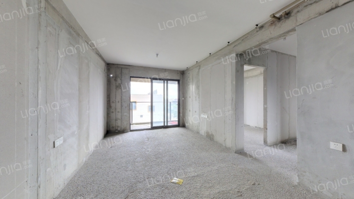 华侨城天鹅堡二手房实景图