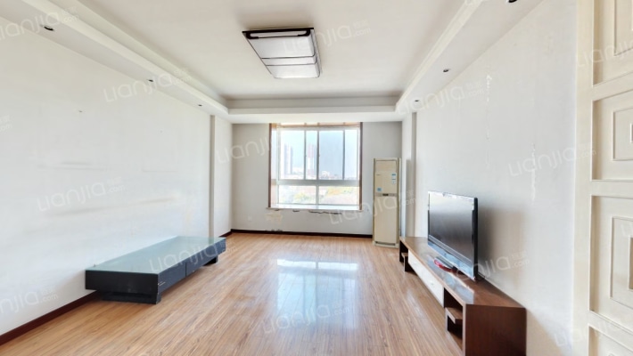 金湾名庭二手房实景图