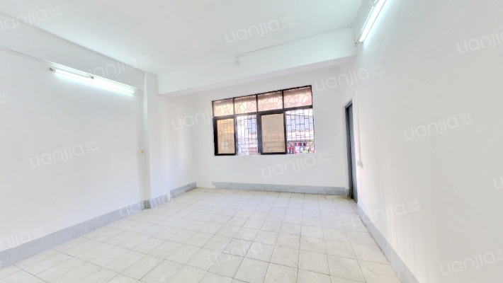 李屋二路二手房实景图