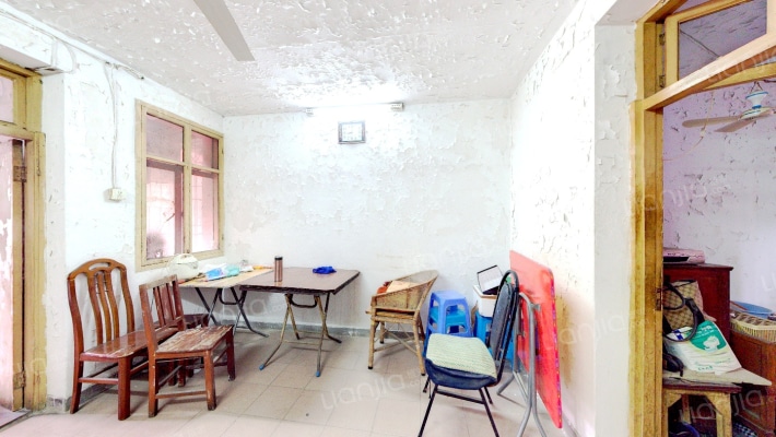 红梅社区二手房实景图