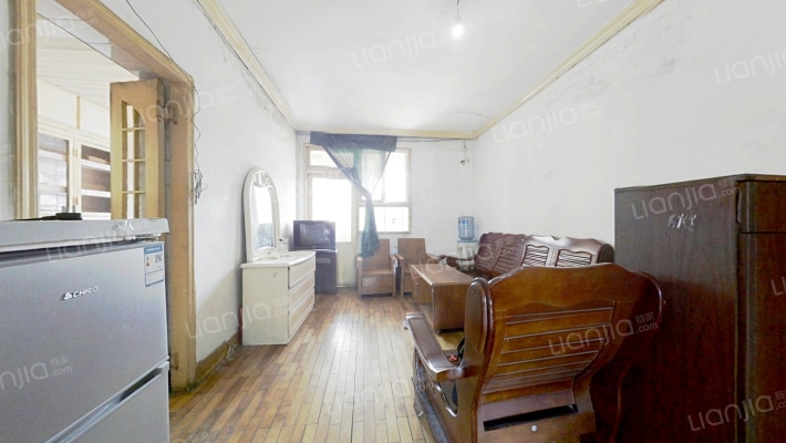 新鸿南二巷18号二手房实景图