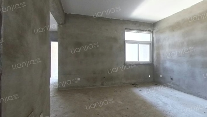 宏冠佳苑小区二手房实景图