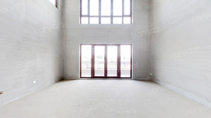 大湖颐湖苑二手房实景图