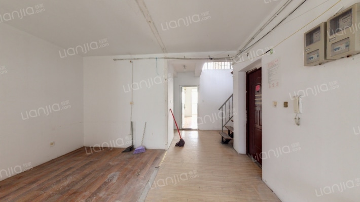 东恒翠园二手房实景图