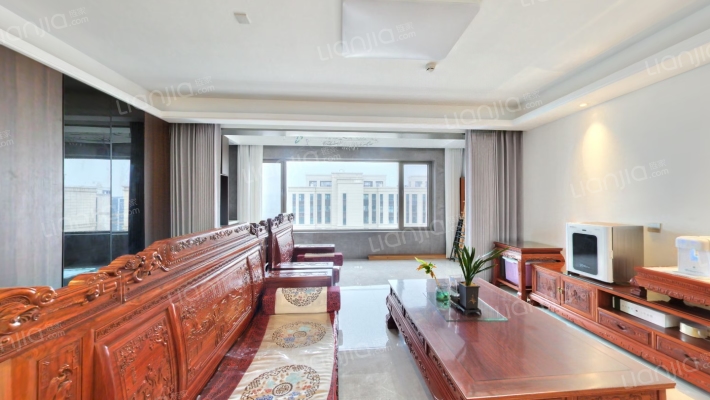 龙馨金茂睿园二手房实景图