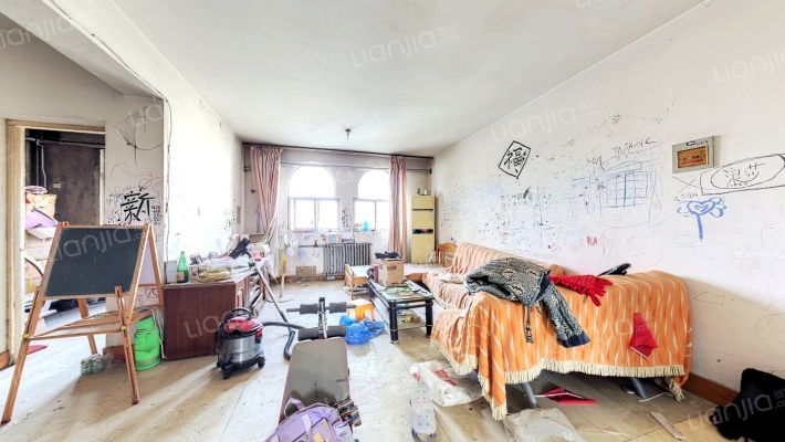 郑密路48号院二手房实景图