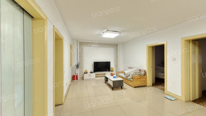 东华公寓二手房实景图