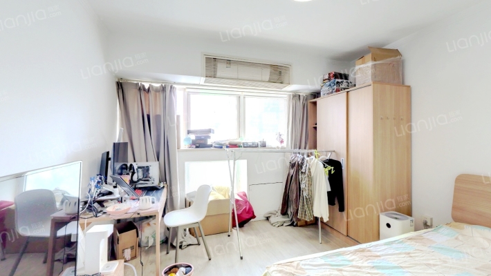 设计师广场二手房实景图