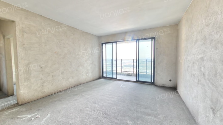 鸿润南韵花园二手房实景图