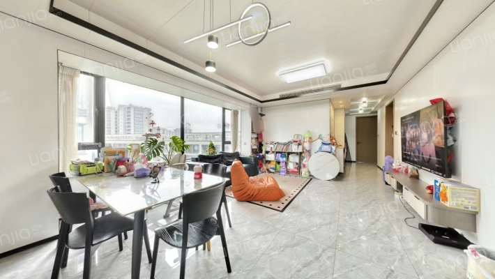 电建地产泷悦华府二手房实景图