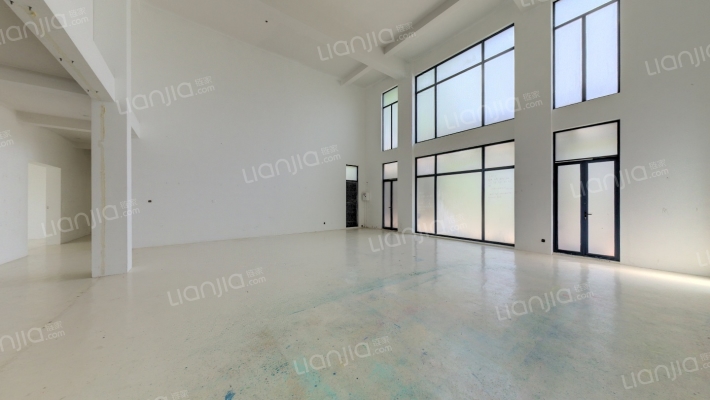 海湾艺墅二手房实景图