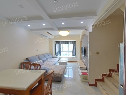 整租·国宾豪庭三期 3室1厅 东南