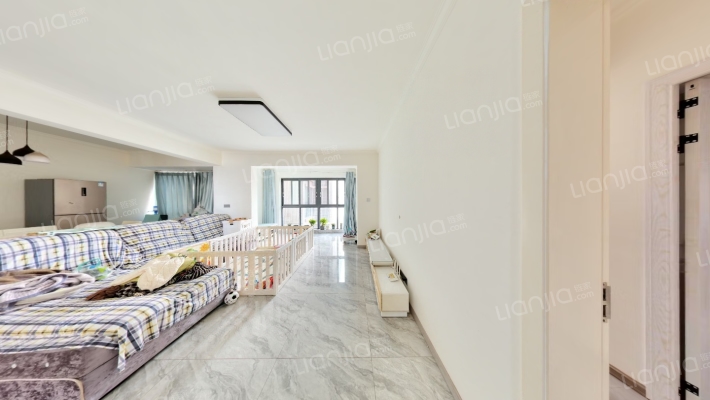 中铁西郡英华二期二手房实景图