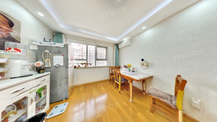 莲花嘉园二手房实景图