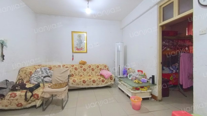 食品公司家属院二手房实景图