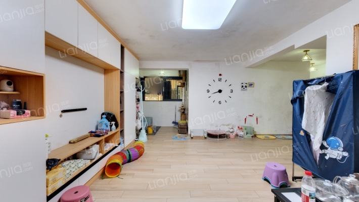 港湾生活小区二手房实景图