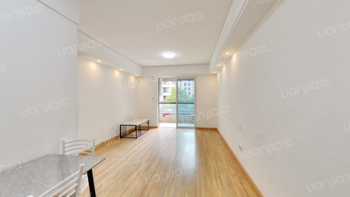 北辰蔚蓝城市二手房实景图