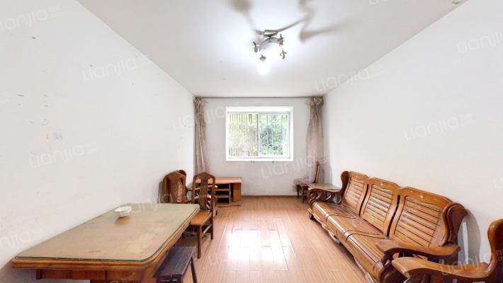 新雅街4号二手房实景图