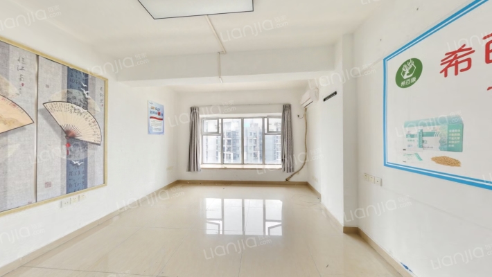 万达广场商务公寓二手房实景图