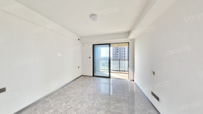 融创半岛壹号二手房实景图