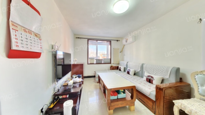 物资楼二手房实景图