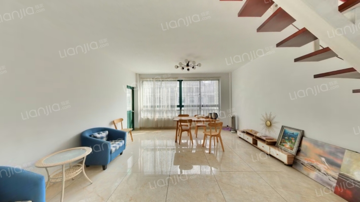 双龙花园中区二手房实景图